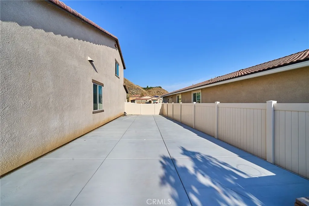 Additional image 40 of 7902 Ravello Court, Highland, CA 92346