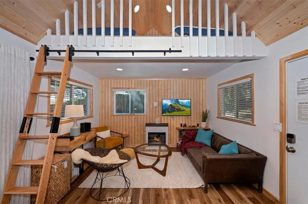 Additional image 6 of 669 Knoll Dr, Crestline, CA 92325