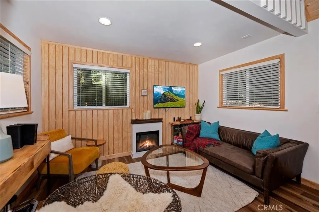 Additional image 7 of 669 Knoll Dr, Crestline, CA 92325