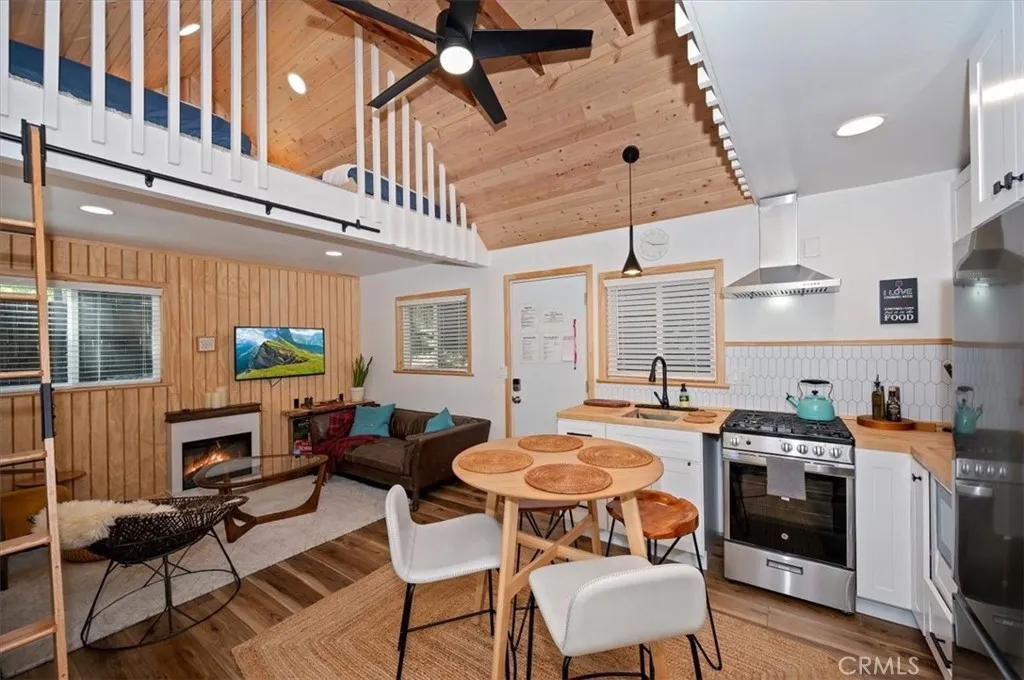 Additional image 14 of 669 Knoll Dr, Crestline, CA 92325