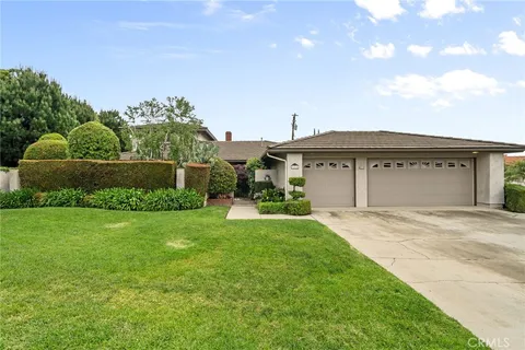 964 N Entrada Way, Glendora, CA MLS: CV25103926