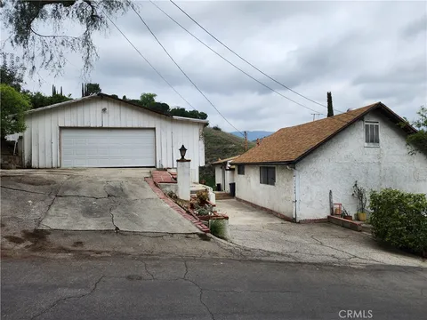 11860 West Trail, Sylmar, CA MLS: SR25066981