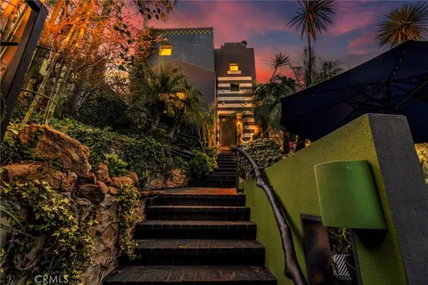 6907 Treasure Trail, Hollywood Hills, CA 90068 - MLS#: SR25060872