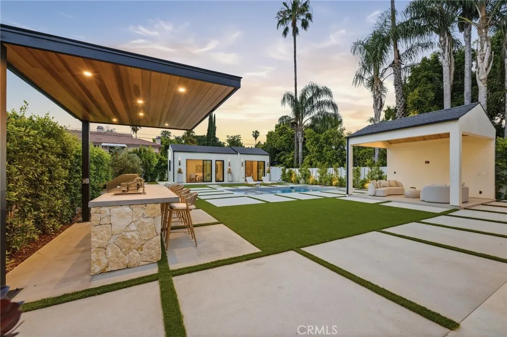 Additional image 65 of 4447 Matilija Ave, Sherman Oaks, CA 91423