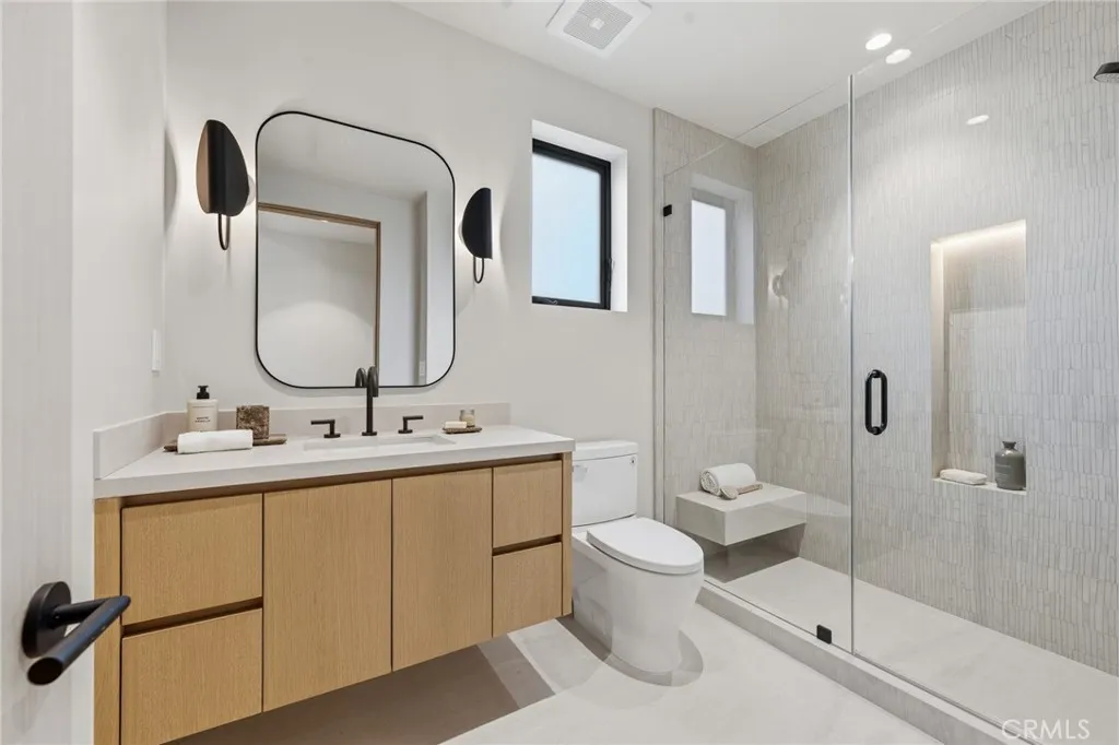 Additional image 52 of 4447 Matilija Ave, Sherman Oaks, CA 91423