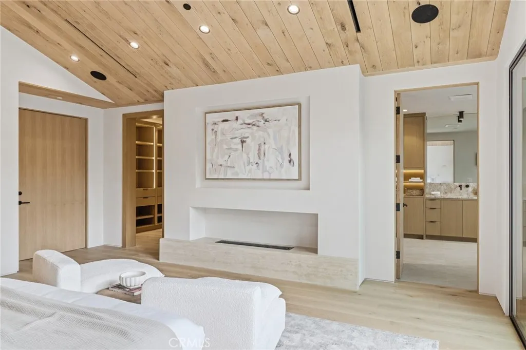 Additional image 93 of 4447 Matilija Ave, Sherman Oaks, CA 91423