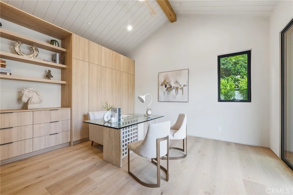 Additional image 32 of 4447 Matilija Ave, Sherman Oaks, CA 91423