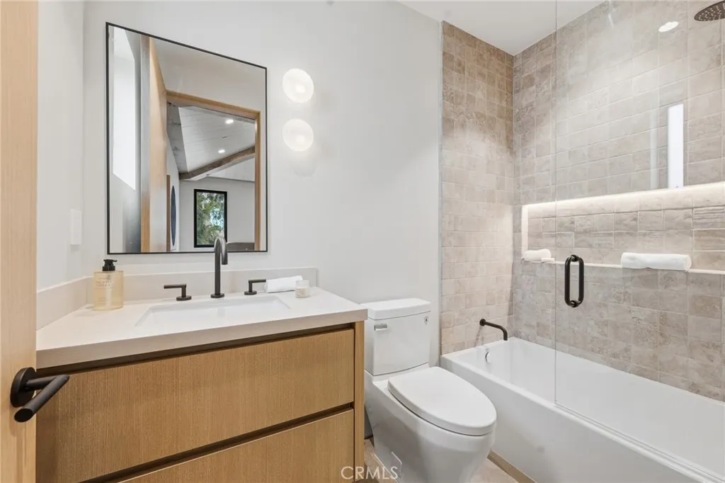 Additional image 48 of 4447 Matilija Ave, Sherman Oaks, CA 91423
