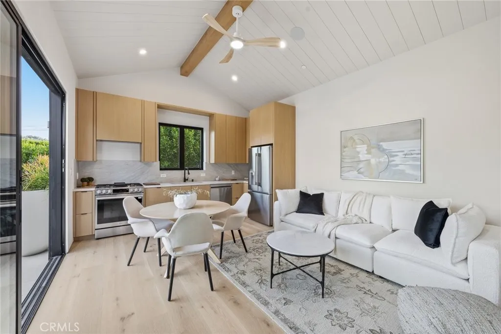 Additional image 86 of 4447 Matilija Ave, Sherman Oaks, CA 91423