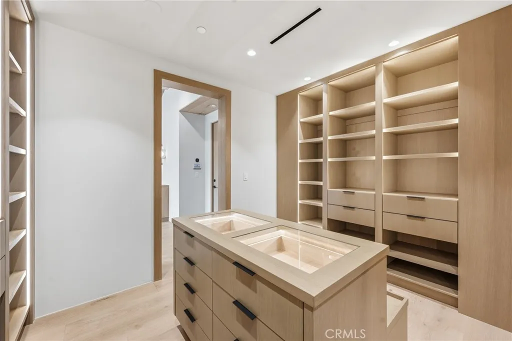 Additional image 43 of 4447 Matilija Ave, Sherman Oaks, CA 91423