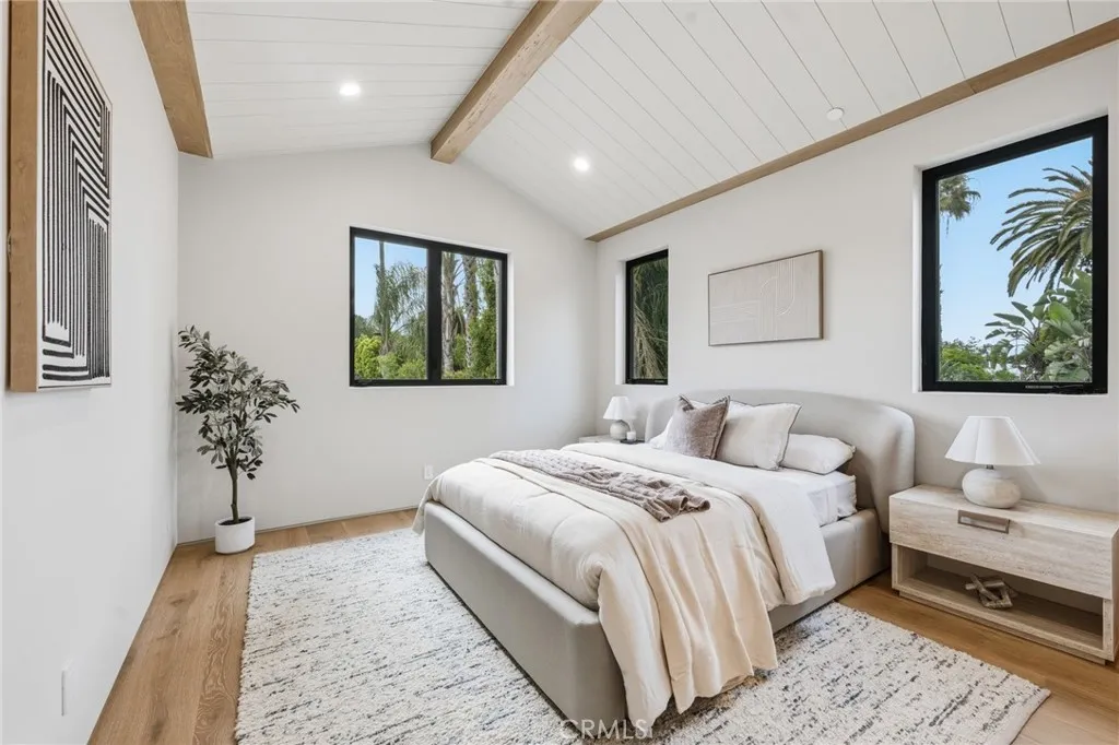 Additional image 107 of 4447 Matilija Ave, Sherman Oaks, CA 91423