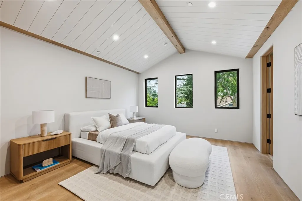 Additional image 105 of 4447 Matilija Ave, Sherman Oaks, CA 91423