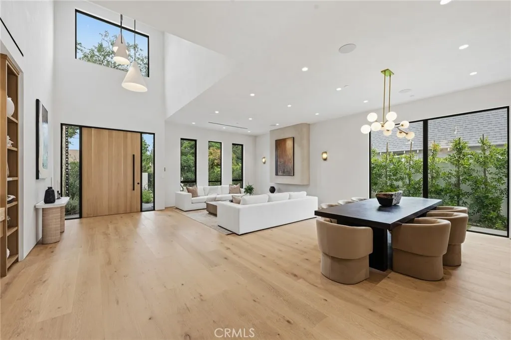 Additional image 66 of 4447 Matilija Ave, Sherman Oaks, CA 91423