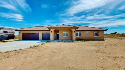 10625 Caughlin Road, Phelan, CA MLS: IV25071628