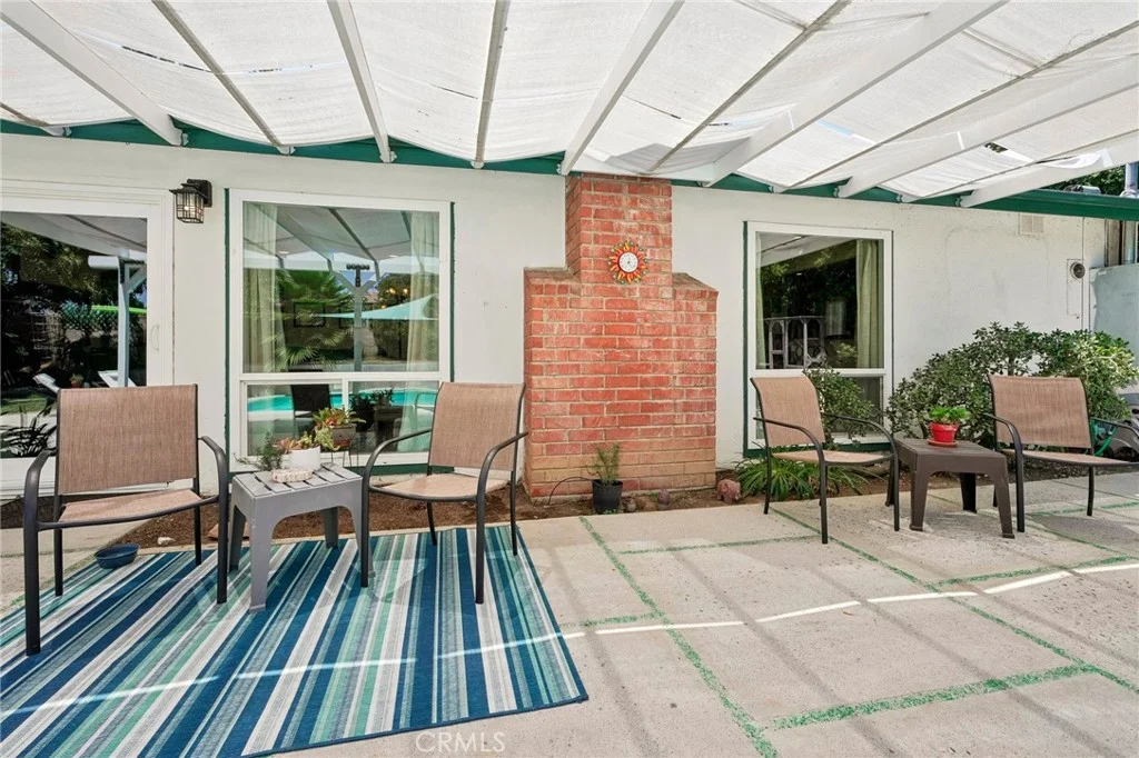22923 Elkwood St, West Hills, CA 91304