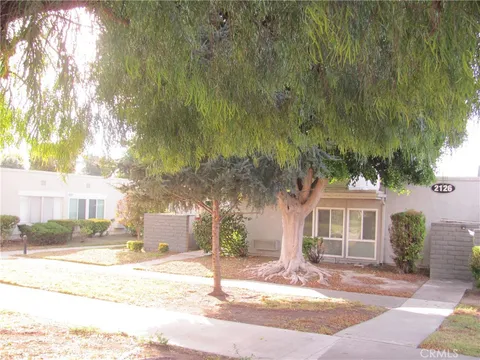 2126 Via Puerta-H Unit H, Laguna Woods, CA MLS: OC25056890