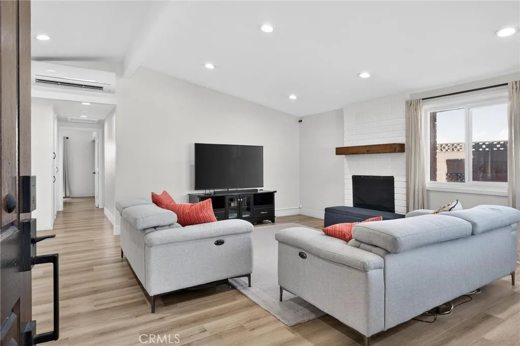 Additional image 6 of 20223 Jersey Avenue, Lakewood, CA 90715