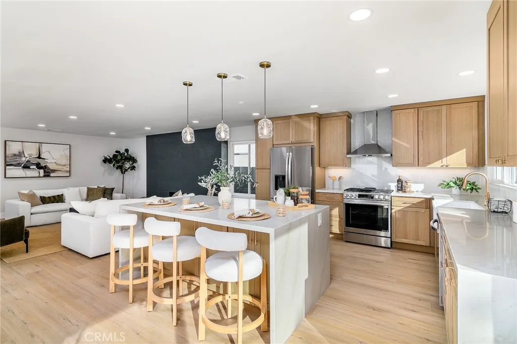 Additional image 11 of 5996 College ave, San Diego, CA 92120
