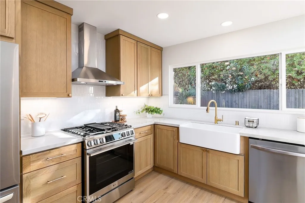 Additional image 49 of 5996 College ave, San Diego, CA 92120