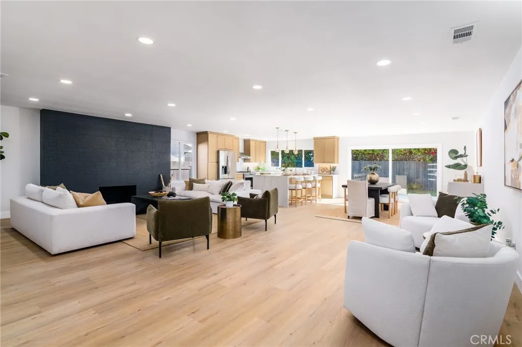 Additional image 43 of 5996 College ave, San Diego, CA 92120