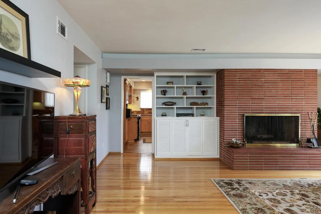 Additional image 77 of 6145 Carling Way, San Diego, CA 92115