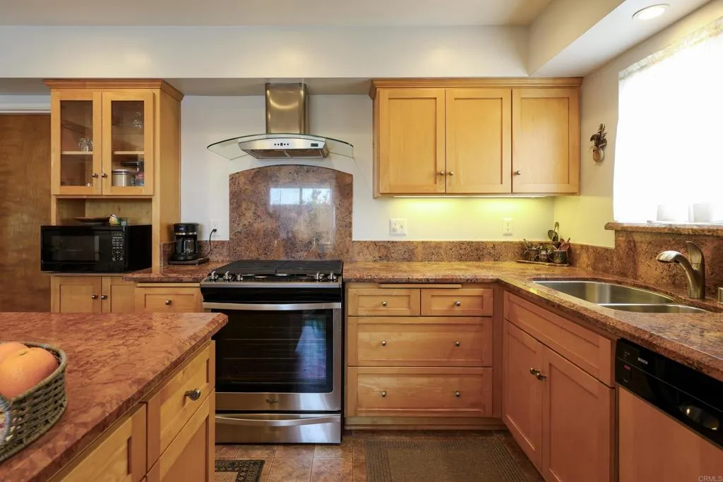 Additional image 85 of 6145 Carling Way, San Diego, CA 92115