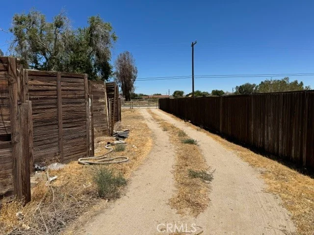 11132 E Avenue R6, Littlerock, CA 93543