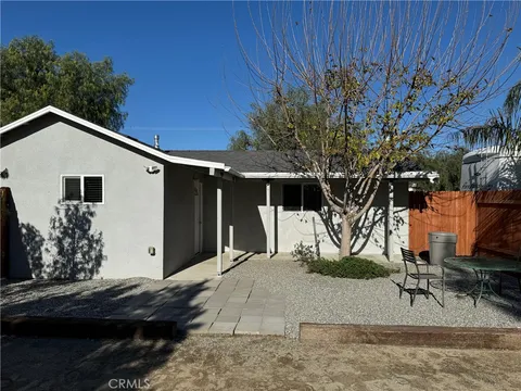 2079 1st Avenue, San Bernardino, CA MLS: CV25056491
