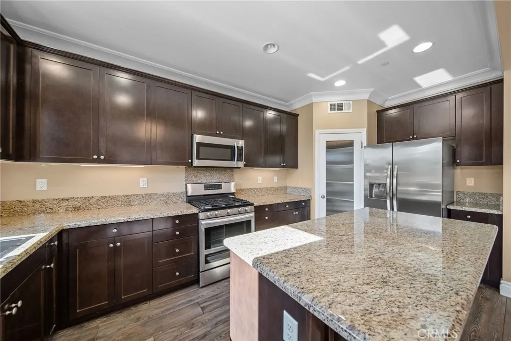Additional image 57 of 26350 Piazza Di Sarro, Newhall, CA 91321
