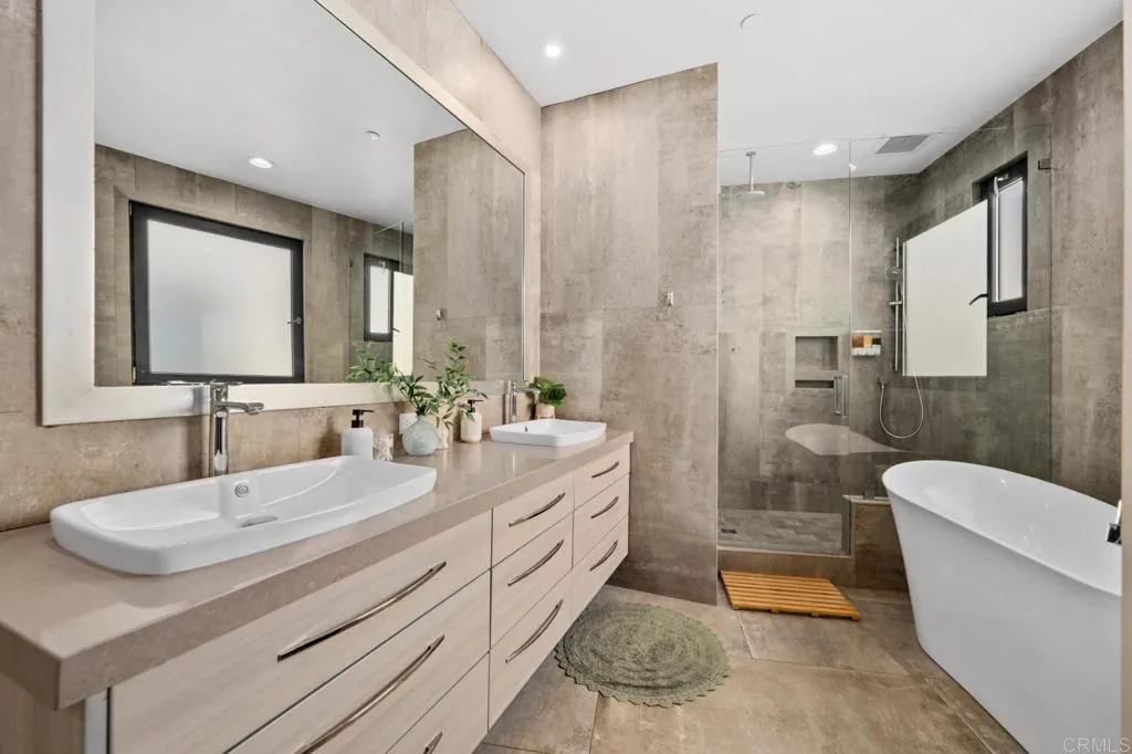 Additional image 67 of 907 S Tremont Street, Oceanside, CA 92054