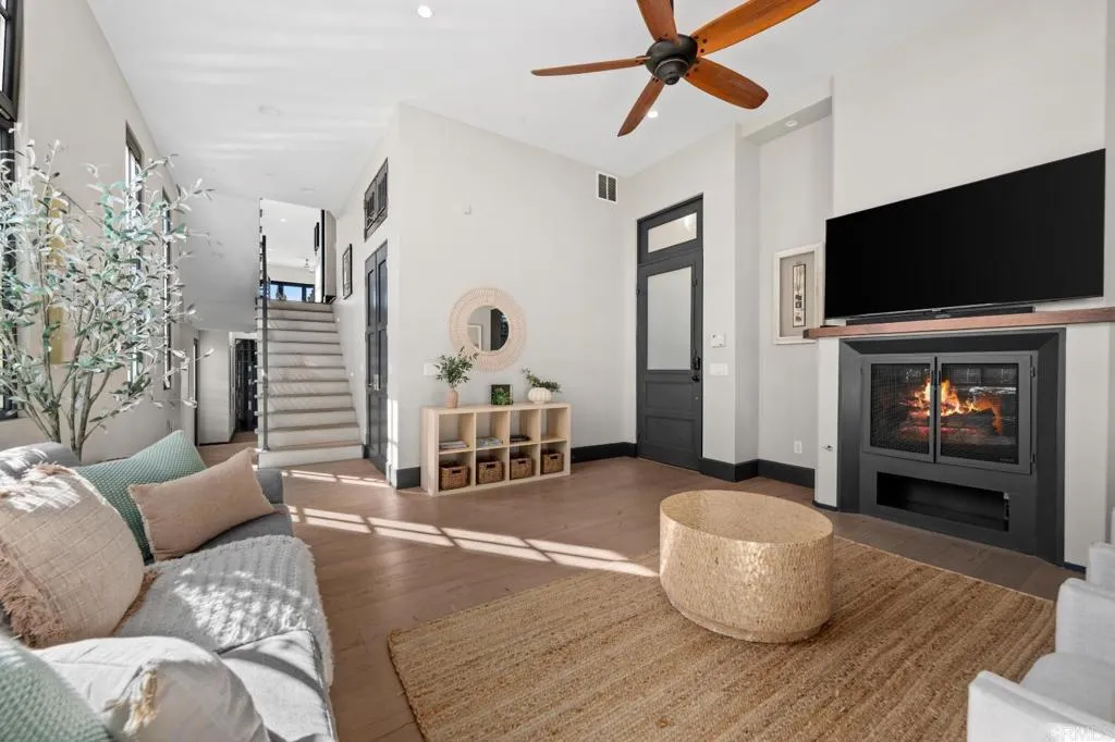 Additional image 8 of 907 S Tremont Street, Oceanside, CA 92054