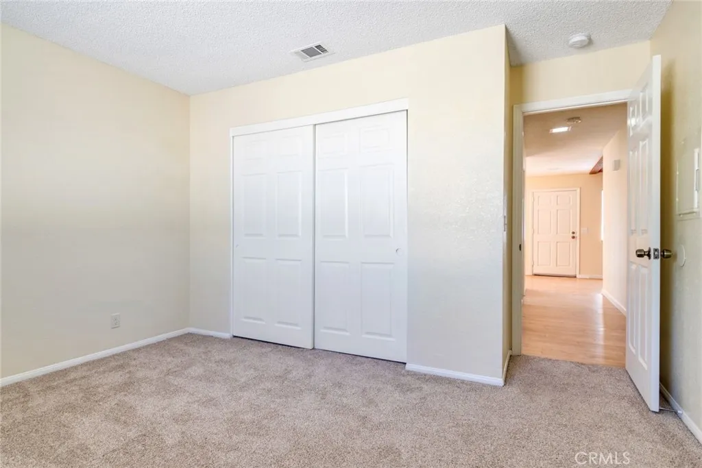 Additional image 43 of 19087 Allegheny Rd, Apple Valley, CA 92307