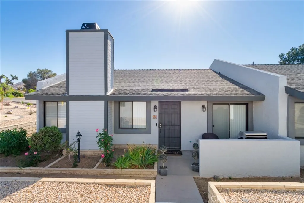Additional image 24 of 19087 Allegheny Rd, Apple Valley, CA 92307