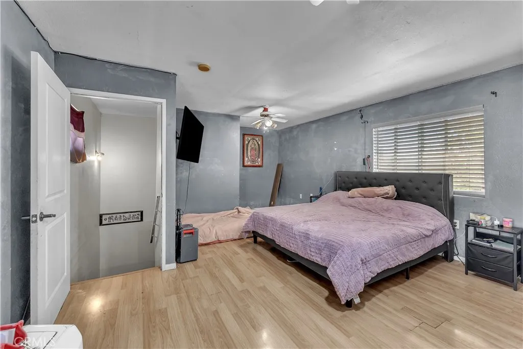 Additional image 50 of 1208 E 3rd St, Santa Ana, CA 92701
