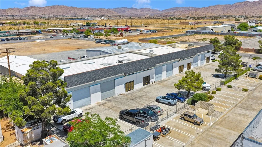 Additional image 17 of 13560 Tonikan Road, Apple Valley, CA 92308