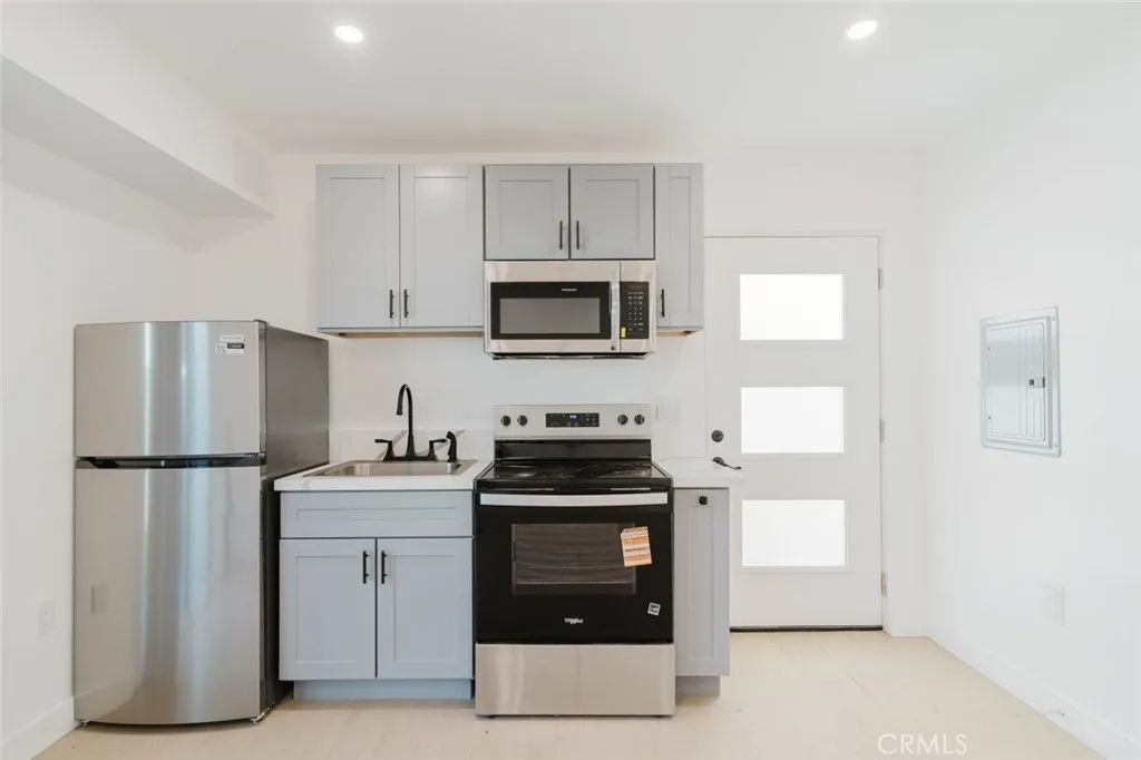 Additional image 22 of 5654 Cartwright Avenue, North Hollywood, CA 91601