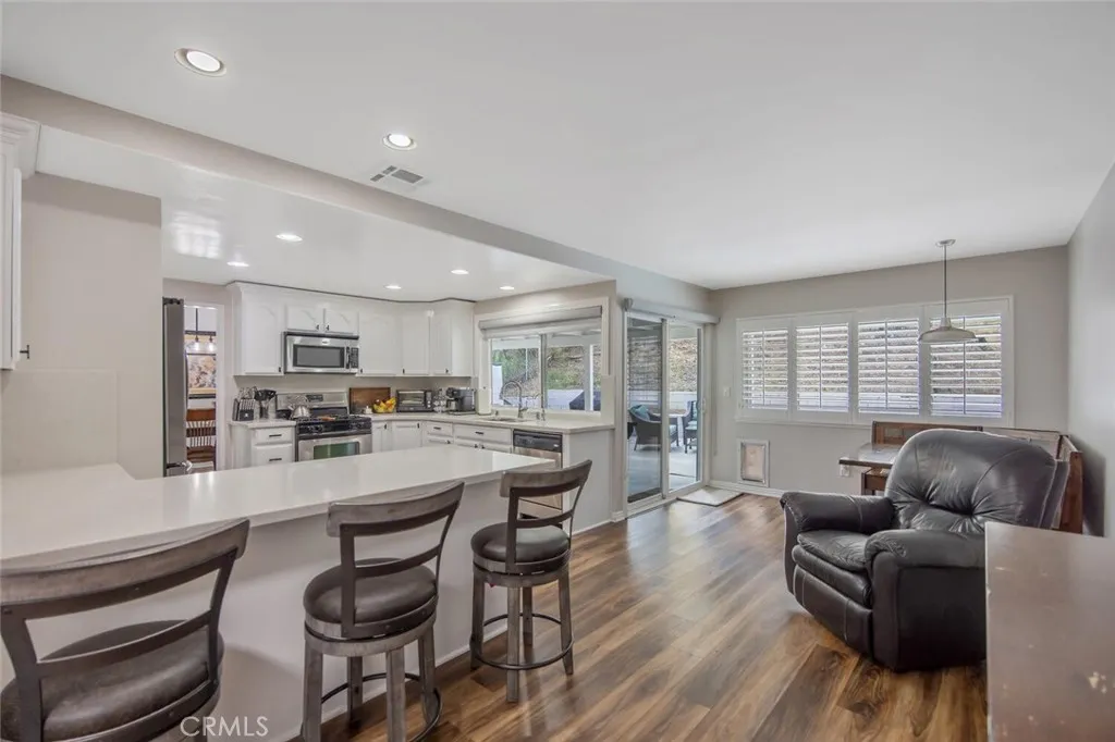 Additional image 13 of 28137 Oaklar Dr, Saugus, CA 91350