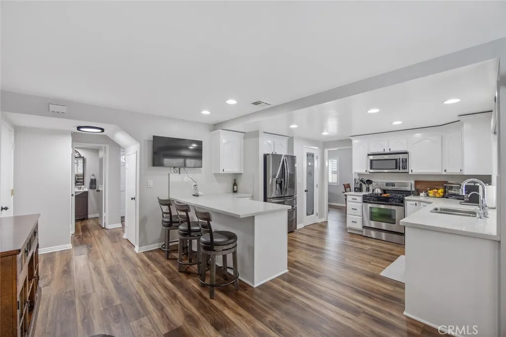 Additional image 21 of 28137 Oaklar Dr, Saugus, CA 91350