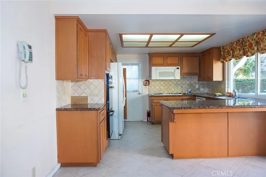 Additional image 7 of 9901 Westhaven Circle, Westminster, CA 92683