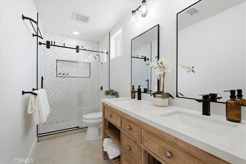 Additional image 22 of 2267 Mira Mar Avenue, Long Beach, CA 90815