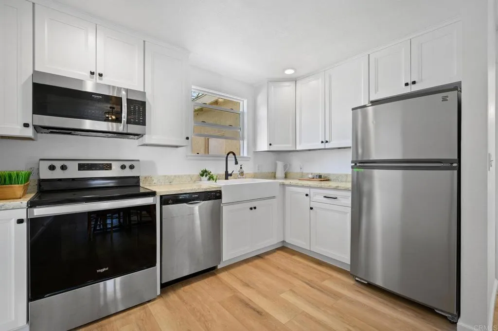 Additional image 99 of 330 Skyline Dr, Vista, CA 92084