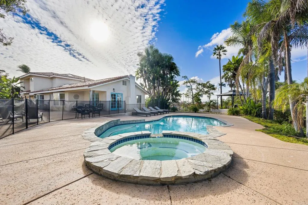 Additional image 107 of 330 Skyline Dr, Vista, CA 92084