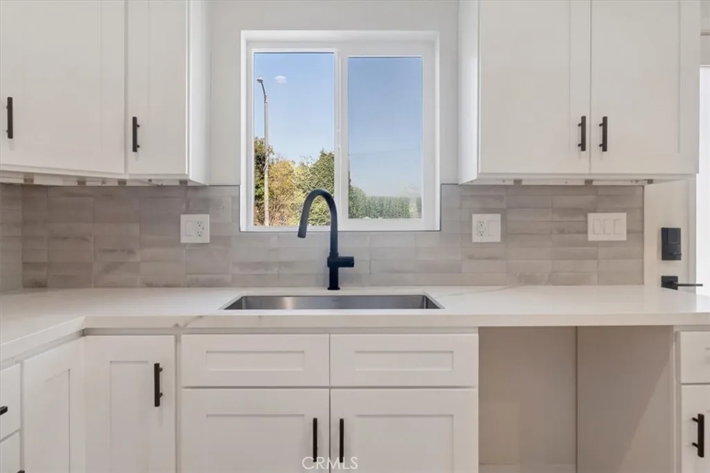 Additional image 58 of 1154 W 67th St, Los Angeles, CA 90044