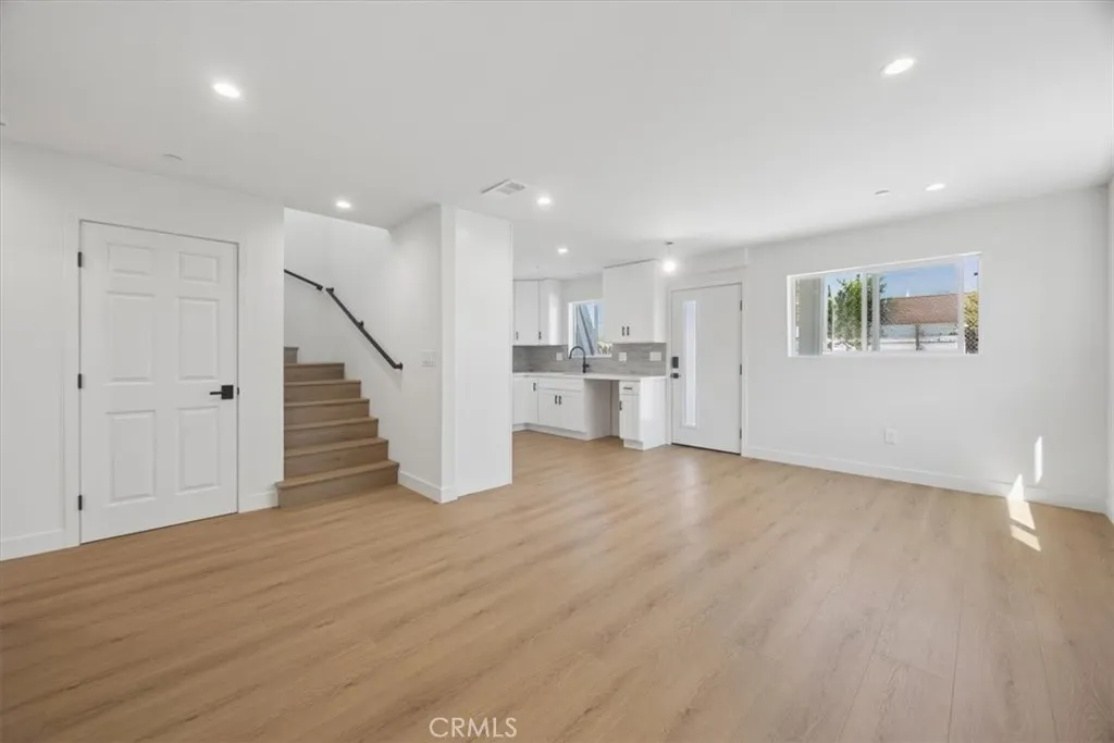 Additional image 63 of 1154 W 67th St, Los Angeles, CA 90044