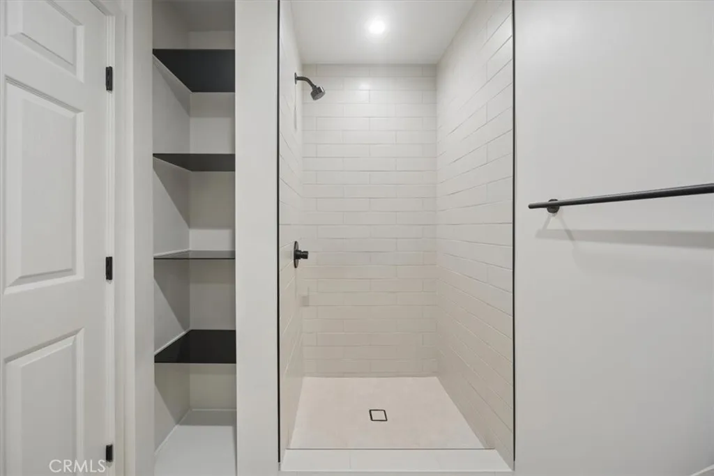 Additional image 88 of 1154 W 67th St, Los Angeles, CA 90044