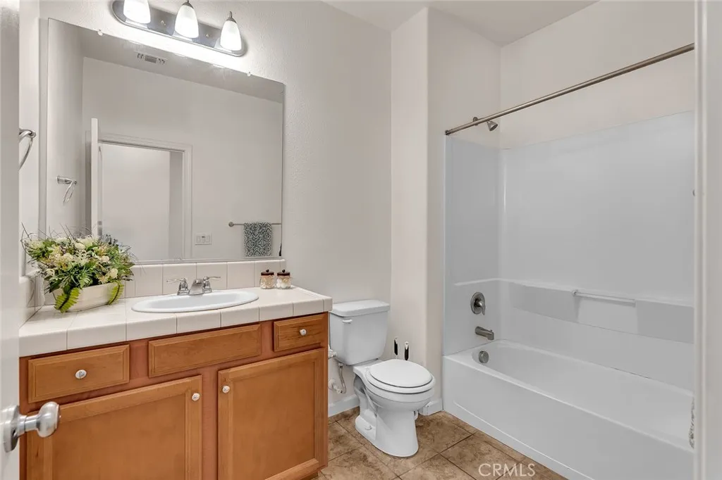 Additional image 7 of 443 Jacobs Dr, Merced, CA 95348