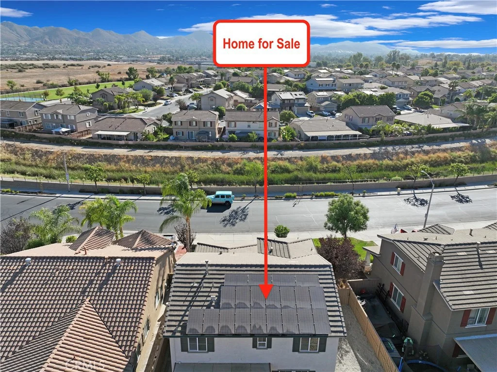 19810 Old Coach Rd, Lake Elsinore, CA 92530