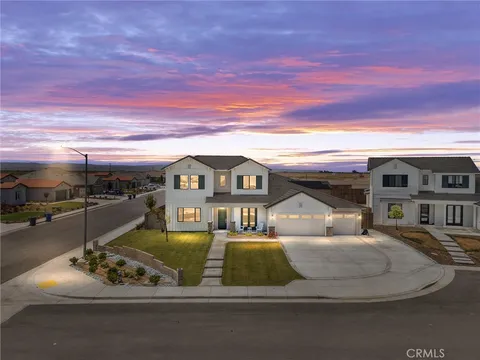 815 Gilsum Court, Bakersfield, CA 93314 - MLS#: SR24225960