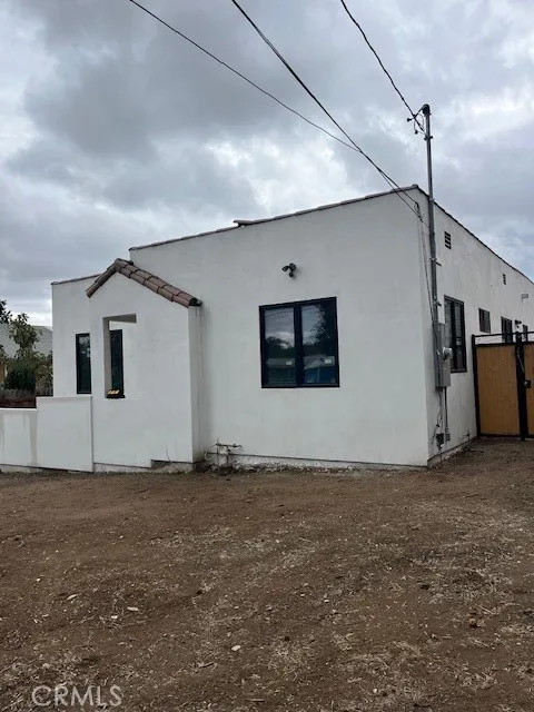 6652 Hough Street, Los Angeles, CA MLS: DW25044927