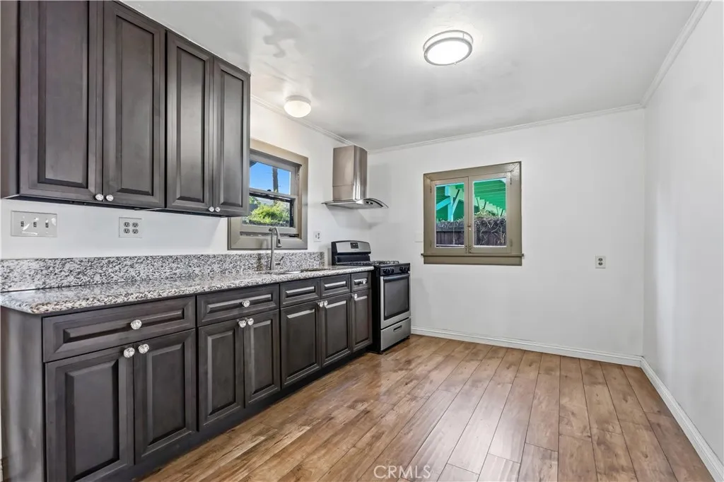 Additional image 11 of 165 S Meridith Avenue, Pasadena, CA 91106
